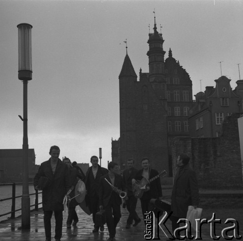 1968, Gdańsk, Polska.
Zespół jazzowy Flamingo na Długim Pobrzeżu, przy rzece Mołtawie.
Fot. Irena Jarosińska, zbiory Ośrodka KARTA