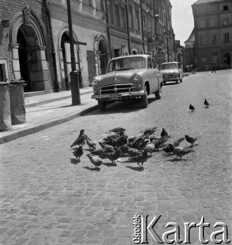 Koniec lat 50., Warszawa, Polska.
Rynek Starego Miasta. 
Fot. Irena Jarosińska, zbiory Ośrodka KARTA