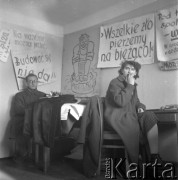 Listopad-grudzień 1956, Zakopane, woj. krakowskie, Polska.
Członkowie Rewolucyjnego Związku Młodzieży.
Fot. Irena Jarosińska, zbiory Ośrodka KARTA