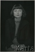 Brak daty, Polska.
Portret kobiety.
Fot. Irena Jarosińska, zbiory Ośrodka KARTA