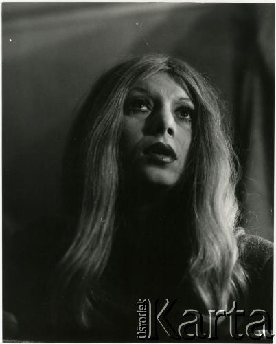 Lata 70., Warszawa, Polska.
Aktorka Barbara Wrzesińska.
Fot. Irena Jarosińska, zbiory Ośrodka KARTA