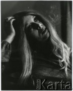 Lata 70., Warszawa, Polska.
Aktorka Barbara Wrzesińska.
Fot. Irena Jarosińska, zbiory Ośrodka KARTA