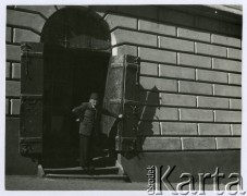 Lata 50., Warszawa, Polska.
Ul. Bednarska.
Fot. Irena Jarosińska, zbiory Ośrodka KARTA

