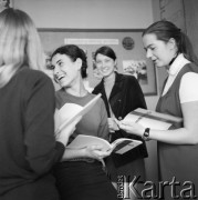 1970, Gdańsk, Polska.
Spotkanie Szkolnego Klubu UNESCO w IX Liceum Ogólnokształcącym im. Giuseppe di Vittorio.
Fot. Irena Jarosińska, zbiory Ośrodka KARTA