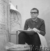 1960-1972, Warszawa, Polska.
Zajęcia z rysunku i malarstwa w Państwowym Ognisku Plastycznym przy ul. Nowolipie 4.
Fot. Irena Jarosińska, zbiory Ośrodka KARTA