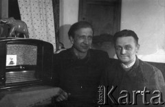 1955-1956, Workuta, Komi ASRR, ZSRR.
Więźniowie łagrów Eugeniusz Cydzik i Jerzy Urbankiewicz.
Fot. NN, udostępnił Eugeniusz Cydzik w ramach projektu 