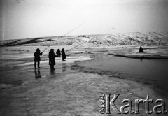 1955-1957, Workuta, Komi ASRR, ZSRR.
Połów ryb nad rzeką Workutą.
Fot. NN, udostępnił Eugeniusz Cydzik w ramach projektu 