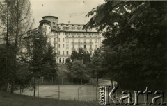 Lata 40., Baile Gavora, Rumunia.
Widok hotelu 
