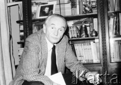 Październik 1980, Warszawa, Polska.
Bankiet w mieszkaniu Elżbiety i Pawła Bąkowskich z okazji 100 publikacji Niezależnej Oficyny Wydawniczej NOWa, Stefan Bakinowski.
Fot. Tomasz Abramowicz, zbiory Ośrodka Karta
