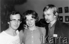 Październik 1980, Warszawa, Polska.
Bankiet w mieszkaniu Elżbiety i Pawła Bąkowskich z okazji 100 publikacji Niezależnej Oficyny Wydawniczej NOWa, Grzegorz i Magdalena Boguta oraz Tomasz Abramowicz.
Fot. Tomasz Abramowicz, zbiory Ośrodka KARTA
