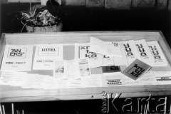 10-17.05.1981, Warszawa, Polska.
Wystawa wydawnictw niezależnych na Politechnice Warszawskiej.
Fot. Tomasz Abramowicz, zbiory Ośrodka Karta