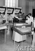 10-17.05.1981, Warszawa, Polska.
Wystawa wydawnictw niezależnych na Politechnice Warszawskiej.
Fot. Tomasz Abramowicz, zbiory Ośrodka Karta