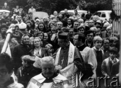 Lata 70-te, Warszawa, Polska.
Kardynał Stefan Wyszyński w kościele św. Stanisława Kostki.
Fot. Tomasz Abramowicz, zbiory Ośrodka Karta