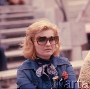 Czerwiec 1976, Zielona Góra, Polska.
Stenia Kozłowska -  jedna z wykonawczyń Koncertu Przyjaźni na XII Festiwalu Piosenki Radzieckiej.
For. Romuald Broniarek, zbiory Ośrodka KARTA.