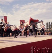 Czerwiec 1973, Mińsk Mazowiecki, Polska.
Występy Zespołu Północnej Grupy Armii Radzieckiej na terenie jednostki wojskowej w Mińsku Mazowieckim.
Fot. Romuald Broniarek, zbiory Ośrodka KARTA