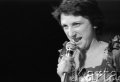 Czerwiec 1976, Zielona Góra, Polska.
Jedna z uczestniczek XII Festiwalu Piosenki Radzieckiej.
Fot. Romuald Broniarek, zbiory Ośrodka KARTA