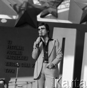 12.06.1977, Zielona Góra, Polska.
Jerzy Połomski na XIII Festiwal Piosenki Radzieckiej.
Fot. Romuald Broniarek, zbiory Ośrodka KARTA
