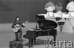 10.06.1977, Zielona Góra, Polska.
XIII Festiwal Piosenki Radzieckiej. Recital Czesława Niemena.
Fot. Romuald Broniarek, zbiory Ośrodka KARTA

