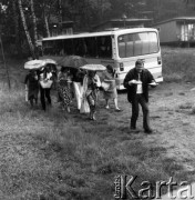 Czerwiec 1979, Zielona Góra, Polska.
Grupa uczestników XV Festiwalu Piosenki Radzieckiej. 
Fot. Romuald Broniarek, zbiory Ośrodka KARTA
