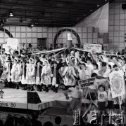 Czerwiec 1980, Zielona Góra, Polska.
Występy podczas XVI Festiwalu Piosenki Radzieckiej w Zielonej Górze.
Fot. Romuald Broniarek, zbiory Ośrodka KARTA