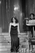 Czerwiec 1981, Zielona Góra, Polska. 
Uczestniczka XVII Festiwalu Piosenki Radzieckiej.
Fot. Romuald Broniarek, zbiory Ośrodka KARTA