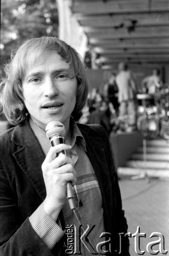 Czerwiec 1981, Zielona Góra, Polska. 
Uczestnik XVII Festiwalu Piosenki Radzieckiej.
Fot. Romuald Broniarek, zbiory Ośrodka KARTA