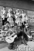 Maj 1982, Tarnów, Polska.
Uczestnicy eliminacji do XVIII Festiwalu Piosenki Radzieckiej.
Fot. Romuald Broniarek, zbiory Ośrodka KARTA