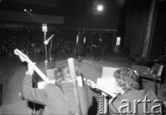 Maj 1982, Tarnów, Polska.
Eliminacje do XVIII Festiwalu Piosenki Radzieckiej.
Fot. Romuald Broniarek, zbiory Ośrodka KARTA