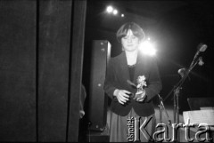Maj 1982, Tarnów, Polska.
Uczestniczka eliminacji do XVIII Festiwalu Piosenki Radzieckiej.
Fot. Romuald Broniarek, zbiory Ośrodka KARTA