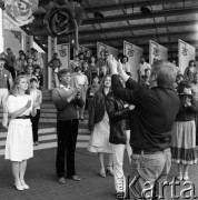 Czerwiec 1982, Zielona Góra, Polska.
Uczestnicy XVIII Festiwalu Piosenki Radzieckiej w czasie prób.
Fot. Romuald Broniarek, zbiory Ośrodka KARTA
