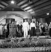 Czerwiec 1983, Zielona Góra, Polska.
Uczestnicy XIX Festiwalu Piosenki Radzieckiej.
Fot. Romuald Broniarek, zbiory Ośrodka KARTA