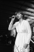 Czerwiec 1983, Zielona Góra, Polska.
Występ uczestniczki XIX Festiwalu Piosenki Radzieckiej.
Fot. Romuald Broniarek, zbiory Ośrodka KARTA