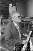 Czerwiec 1983, Zielona Góra, Polska.
XIX Festiwal Piosenki Radzieckiej. Przy fortepianie Jerzy Milian, członek jury.
Fot. Romuald Broniarek, zbiory Ośrodka KARTA