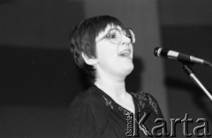 Kwiecień 1984, Radom, Polska.
Występ podczas eliminacji do XX Festiwalu Piosenki Radzieckiej.
Fot. Romuald Broniarek, zbiory Ośrodka KARTA