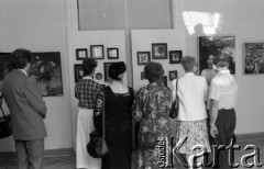 Czerwiec 1985, Zielona Góra, Polska.
XXI Festiwal Piosenki Radzieckiej. Wystawa obrazów i prac plastycznych.
Fot. Romuald Broniarek, zbiory Ośrodka KARTA