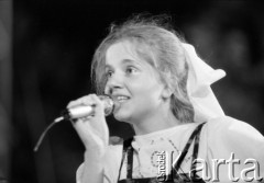 Czerwiec 1986, Zielona Góra, Polska.
Uczestniczka XXII Festiwalu Piosenki Radzieckiej.
Fot. Romuald Broniarek, zbiory Ośrodka KARTA