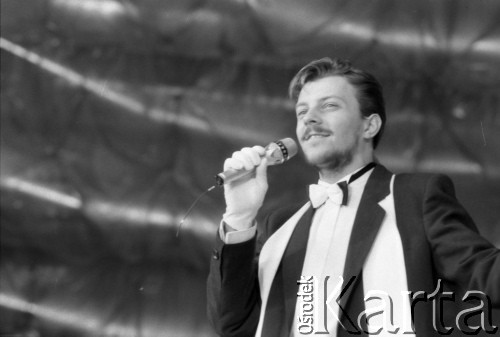 1988, Zielona Góra, Polska.
Występ na XXIV Festiwalu Piosenki Radzieckiej. 
Fot. Romuald Broniarek, zbiory Ośrodka KARTA