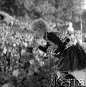 1988, Witebsk, Białoruska Socjalistyczna Republika Radziecka.
Uczestniczka I Wszechzwiązkowego Festiwalu Polskiej Piosenki.
Fot. Romuald Broniarek, zbiory Ośrodka KARTA