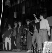 1989, Radom, Polska.
Zespół biorący udział w eliminacjach do XXV Festiwalu Piosenki Radzieckiej w Zielonej Górze. 
Fot. Romuald Broniarek, zbiory Ośrodka KARTA