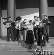 1989, Radom, Polska.
Zespół biorący udział w eliminacjach do XXV Festiwalu Piosenki Radzieckiej w Zielonej Górze. 
Fot. Romuald Broniarek, zbiory Ośrodka KARTA