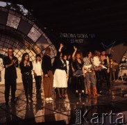 1989, Zielona Góra, Polska.
Uczestnicy XXV Festiwalu Piosenki Radzieckiej. 
Fot. Romuald Broniarek, zbiory Ośrodka KARTA