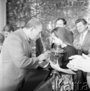 1989, Zielona Góra, Polska.
XXV Festiwal Piosenki Radzieckiej. Wręczanie nagród.
Fot. Romuald Broniarek, zbiory Ośrodka KARTA