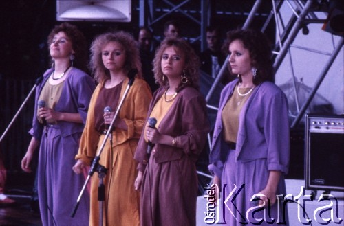 1989, Zielona Góra, Polska.
Występ zespołu podczas XXV Festiwalu Piosenki Radzieckiej. 
Fot. Romuald Broniarek, zbiory Ośrodka KARTA