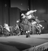 Kwiecień 1958, Warszawa, Polska.
Sala Kongresowa w Pałcu Kultury i Nauki, występ Zespołu Pieśni i Tańca 