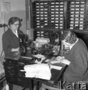 Maj 1958, Warszawa, Polska.
Pracownice Portu Lotniczego Okęcie.
Fot. Romuald Broniarek, zbiory Ośrodka KARTA