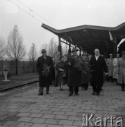 18.10.1958, Warszawa, Polska.
Władysław Gomułka i Józef Cyrankiewicz na Dworcu Głównym po powrocie z podróży do Moskwy.
Fot. Romuald Broniarek, zbiory Ośrodka KARTA