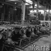 Marzec 1975, Warszawa Wola, Polska.
Pracownik Zakładów Mechanicznych im. 