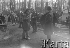 Marzec 1977, Warszawa, Polska.
Cmentarz na Powązkach, zdjęcia do filmu Janusza Majewskiego 
