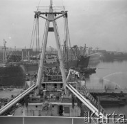 Sierpień 1960, Gdańsk, Polska.
Statki w Stoczni im. Lenina.
Fot. Romuald Broniarek/KARTA