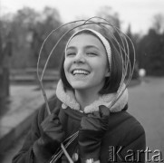 Listopad 1962, Warszawa, Polska.
Sesja fotograficzna na okładkę tygodnika 